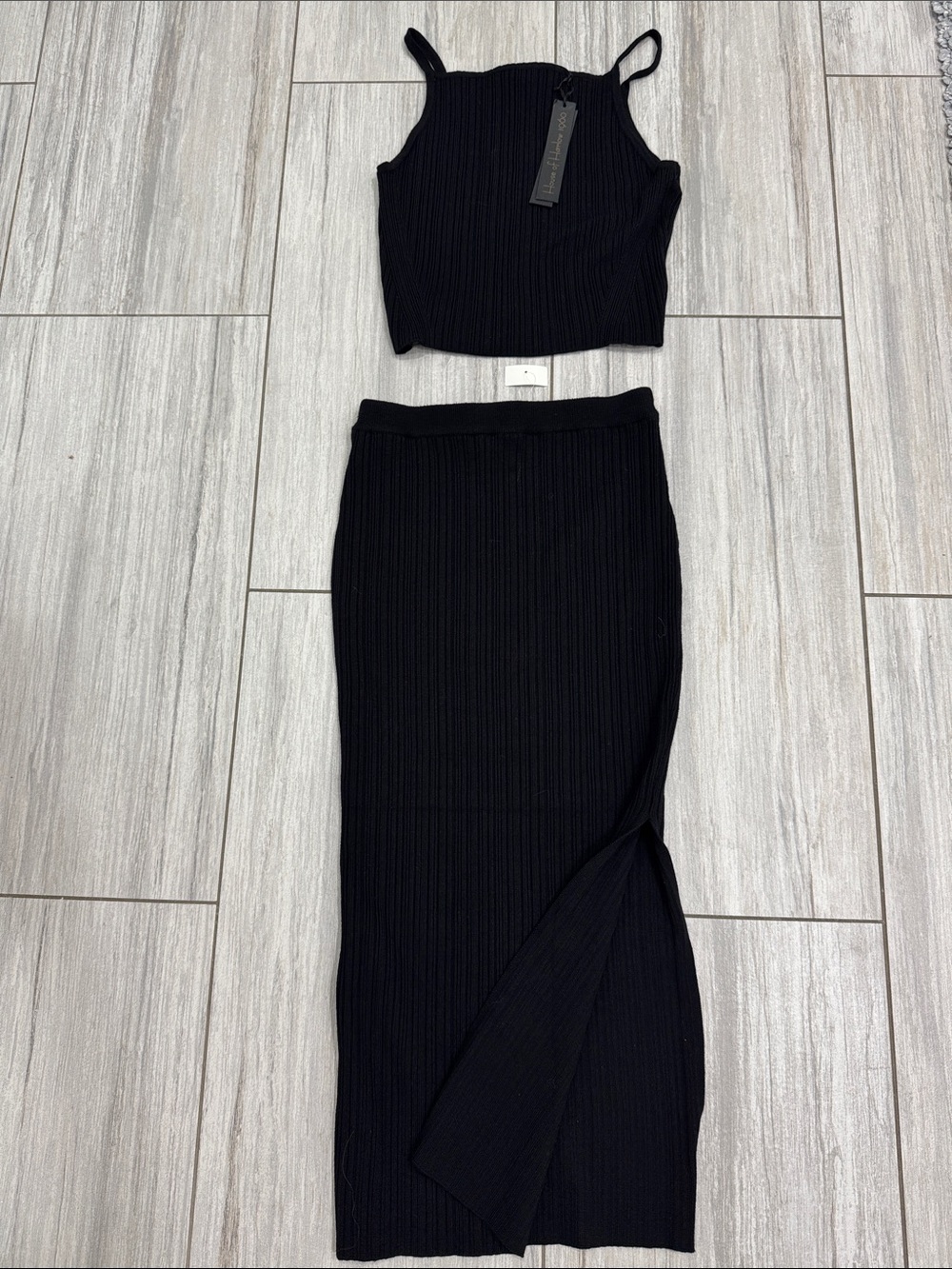 House of Harlow 1960 Black Ribbed Two-Piece Skirt Set